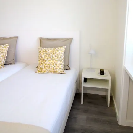 Jr & I Rius I Guest house