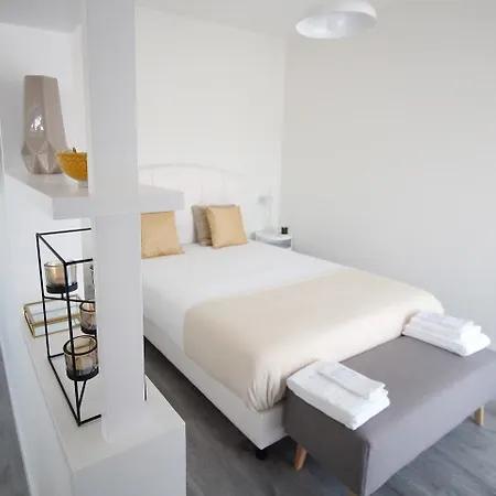 Jr & I Rius I Guest house