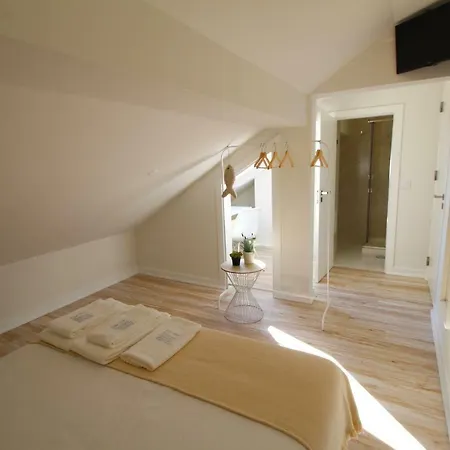 Jr & I Rius I Coimbra