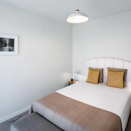 Jr & I Rius I Guest house