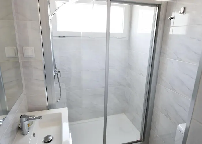 招待所 Jr & I Rius I