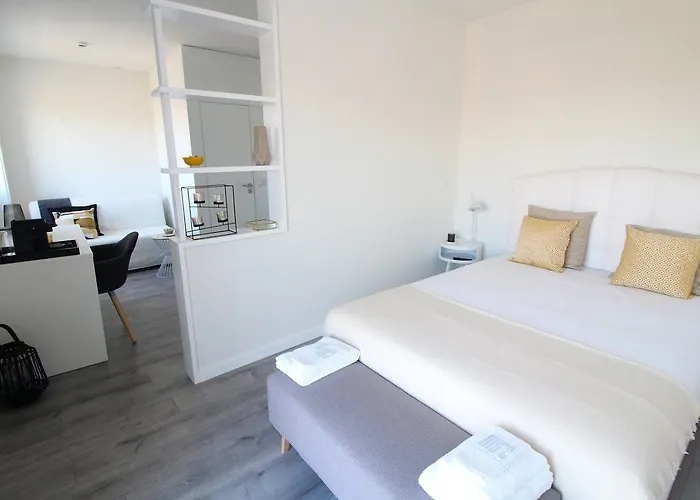 招待所 Jr & I Rius I 科英布拉