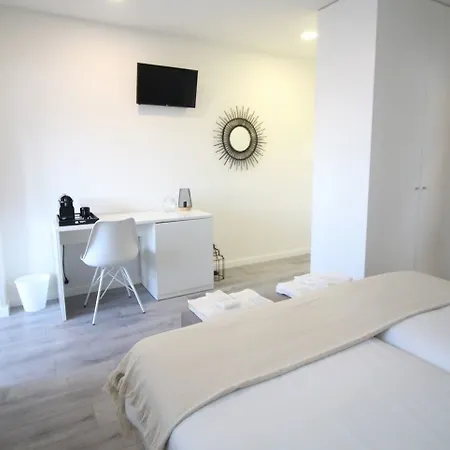 بيت ضيافة Jr & I Rius I كويمبرا