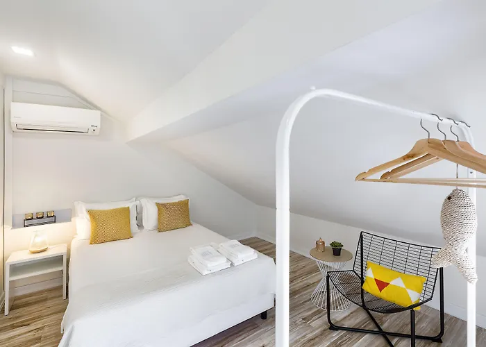 Jr & I Rius I בית הארחה