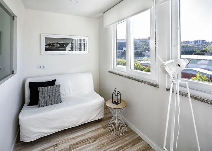 Jr & I Rius I בית הארחה 4*