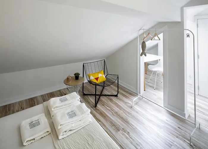 בית הארחה Jr & I Rius I קוימברה