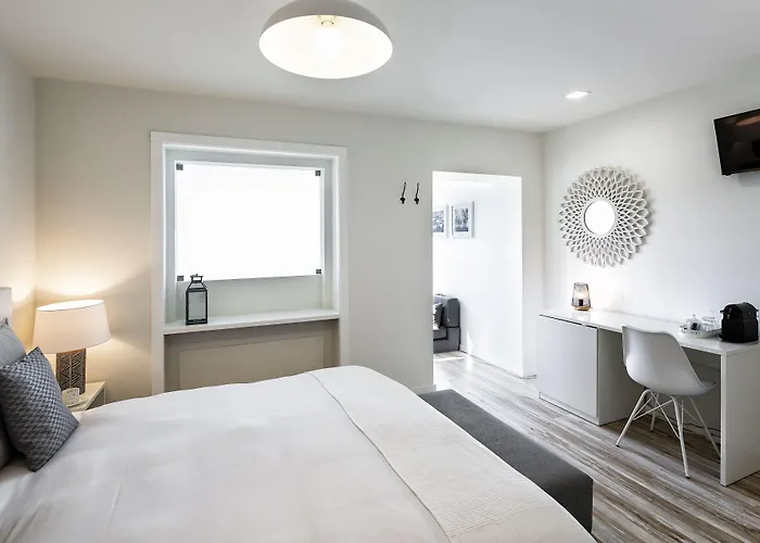 בית הארחה Jr & I Rius I 4*