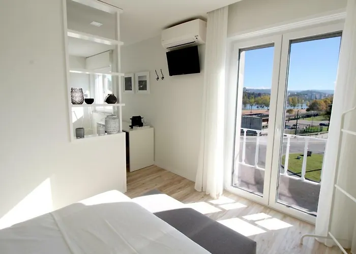 בית הארחה Jr & I Rius I 4*