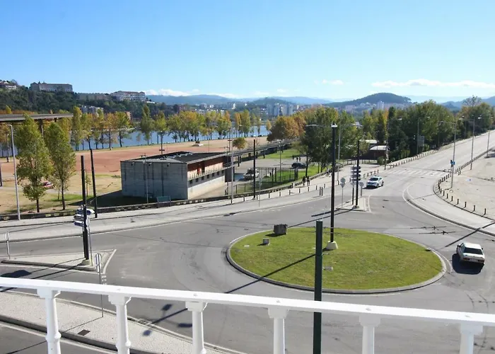 Jr & I Rius I בית הארחה