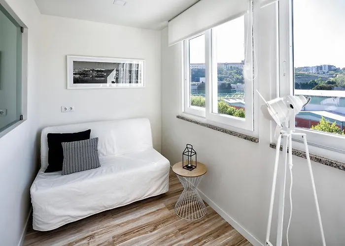 Jr & I Rius I בית הארחה 4*